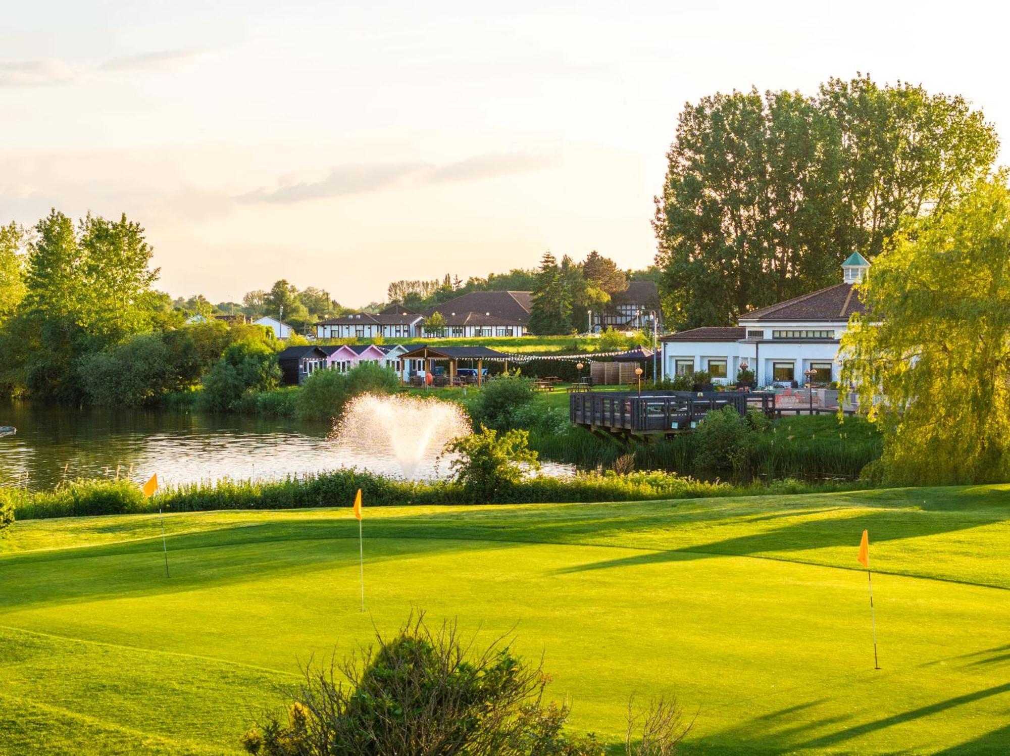 The Waterfront Hotel Spa & Golf Saint Neots Buitenkant foto
